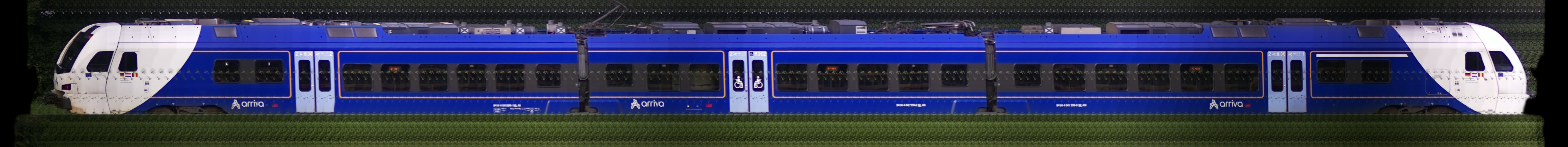 There should be a train photo here :'(