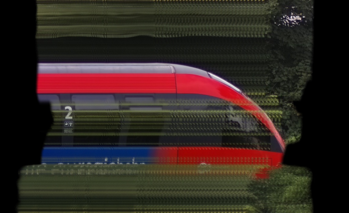 There should be a train photo here :'(