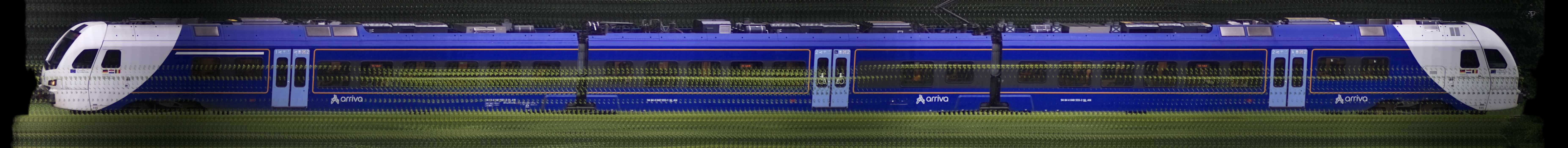 There should be a train photo here :'(
