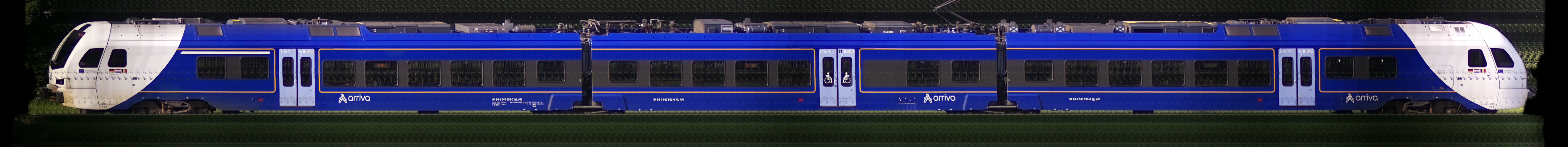 There should be a train photo here :'(