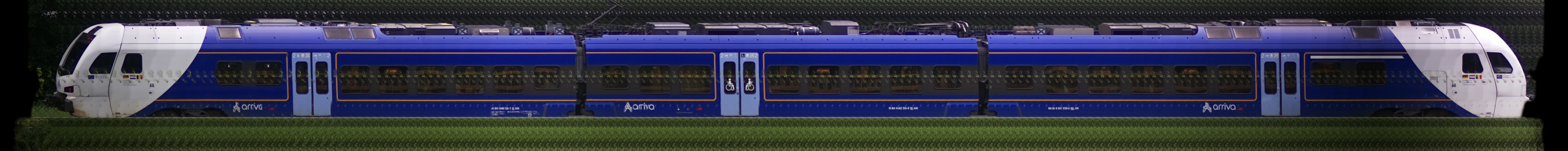 There should be a train photo here :'(