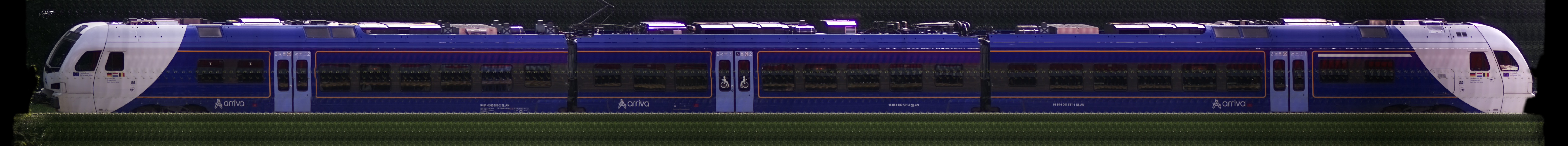 There should be a train photo here :'(