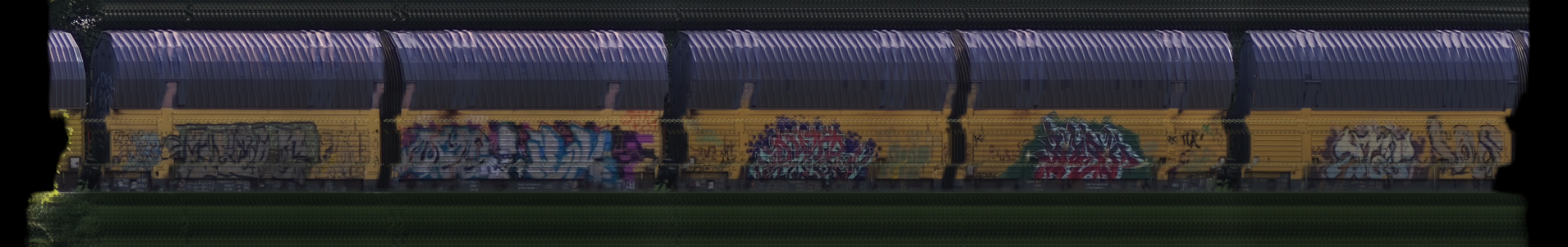 There should be a train photo here :'(