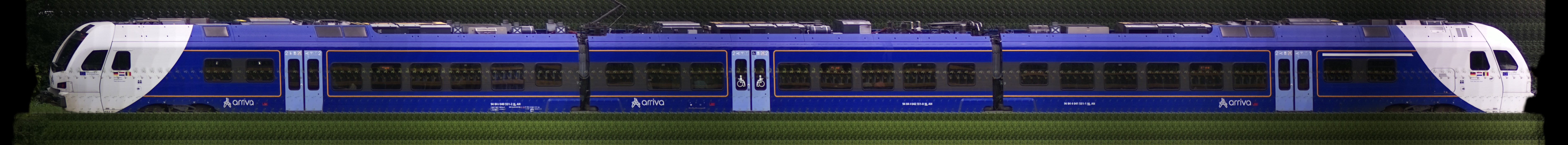 There should be a train photo here :'(