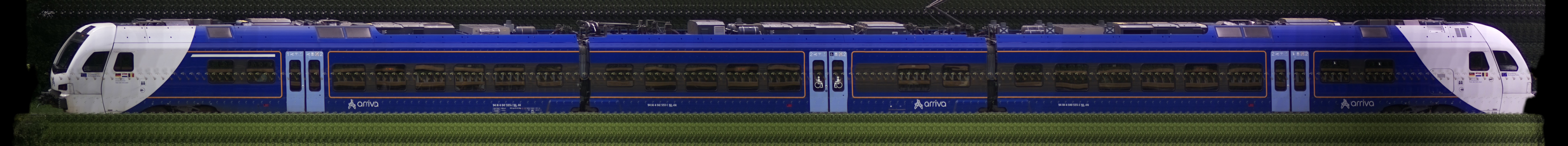 There should be a train photo here :'(