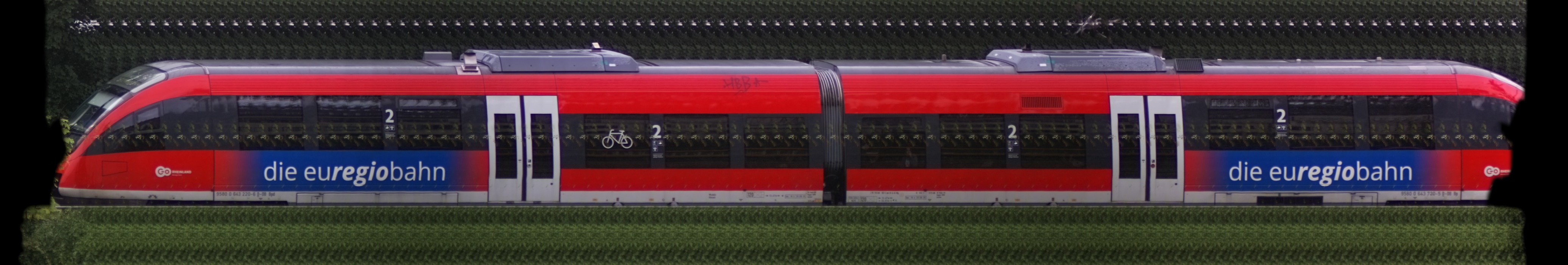 There should be a train photo here :'(