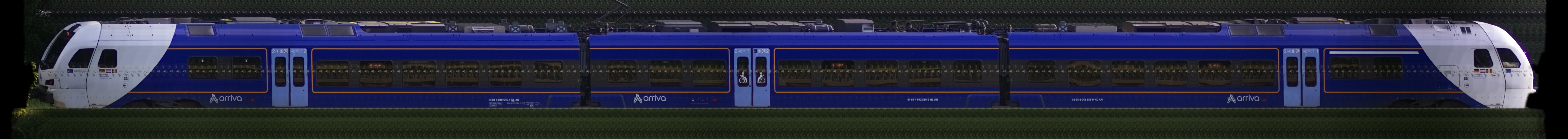 There should be a train photo here :'(