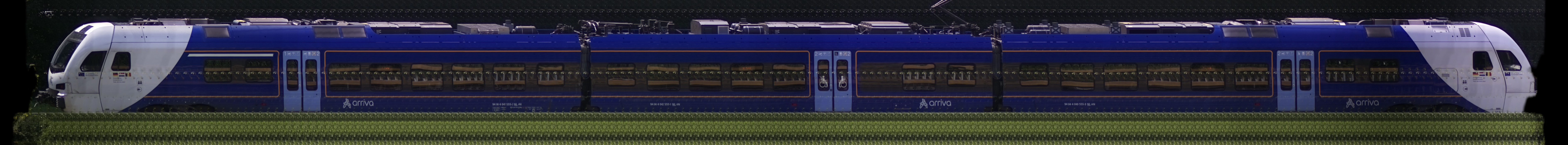 There should be a train photo here :'(