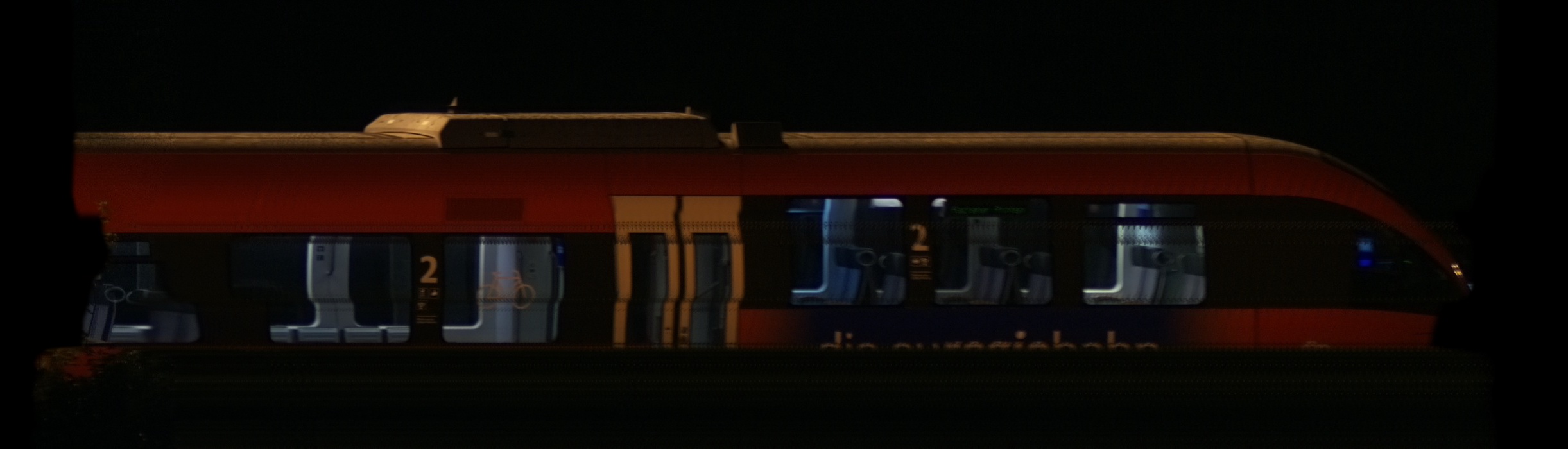 There should be a train photo here :'(