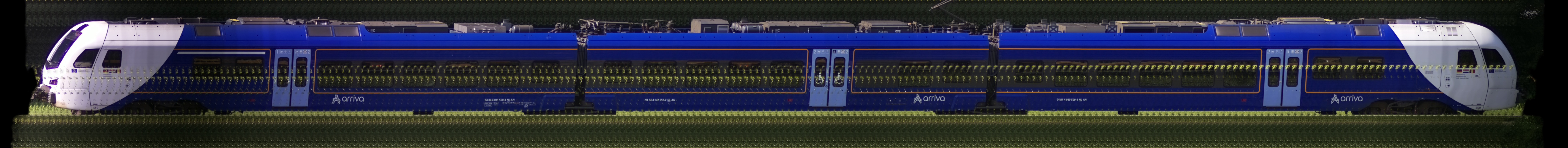 There should be a train photo here :'(