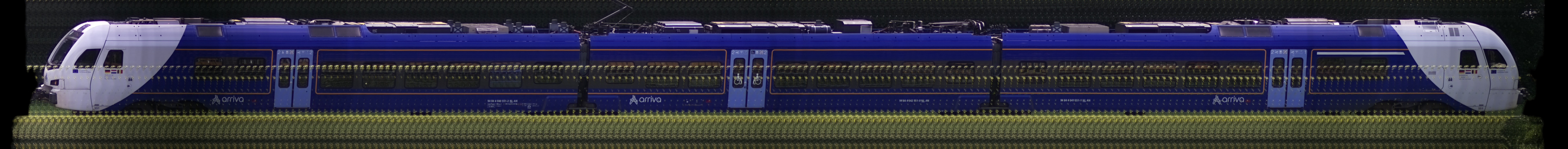 There should be a train photo here :'(