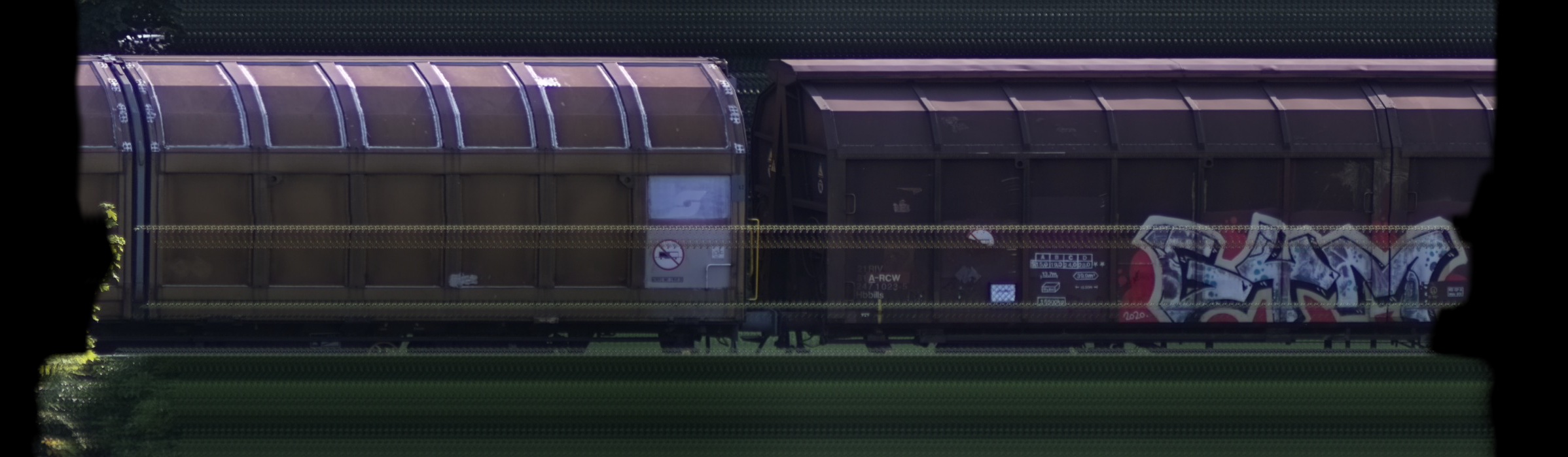 There should be a train photo here :'(