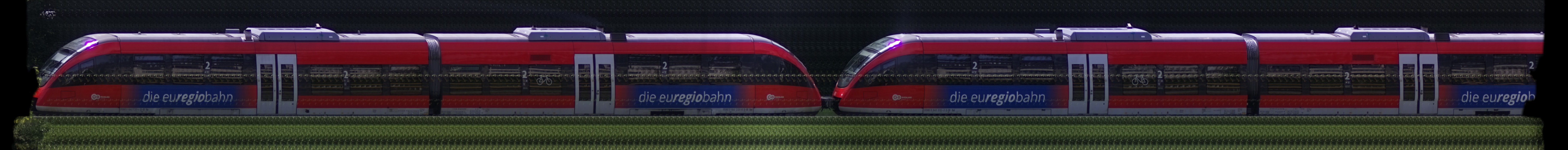 There should be a train photo here :'(
