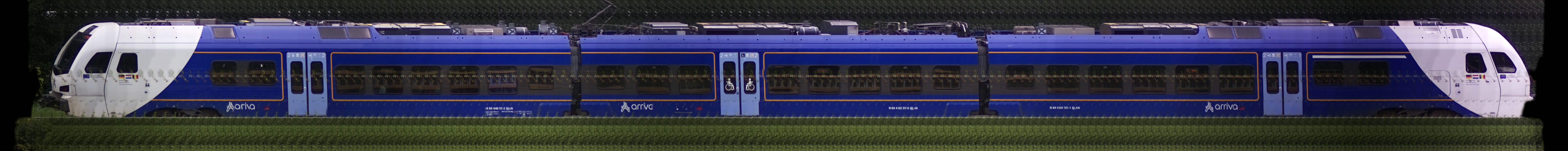 There should be a train photo here :'(