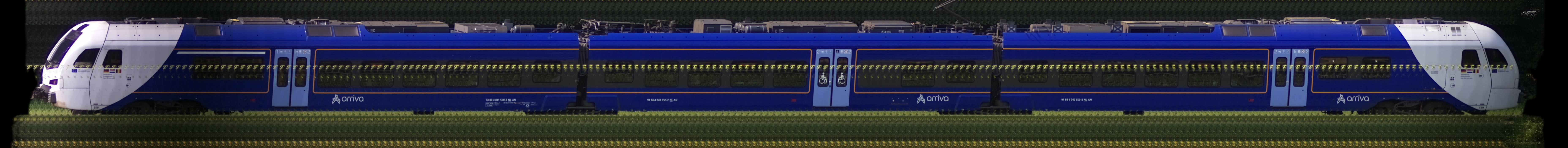There should be a train photo here :'(