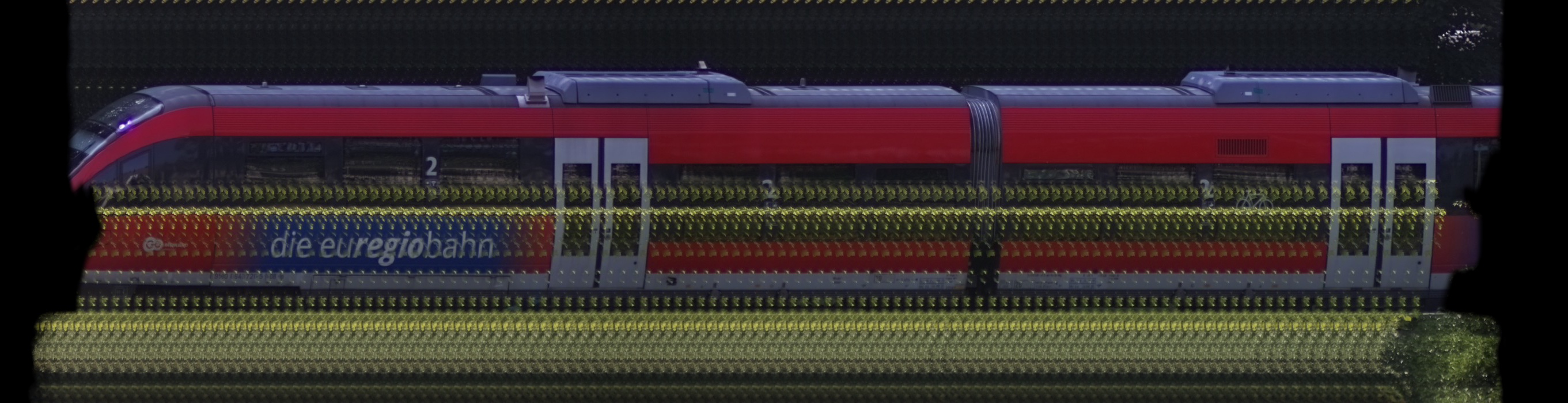 There should be a train photo here :'(