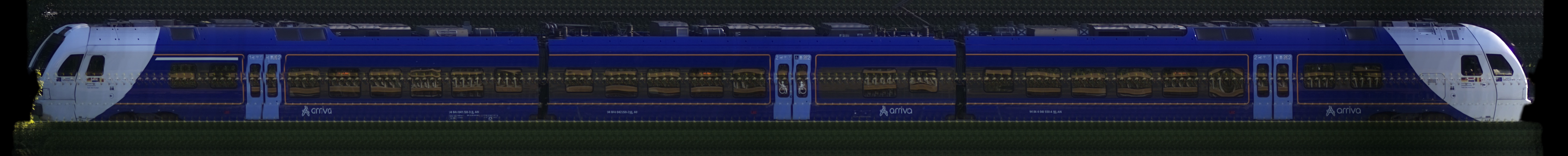 There should be a train photo here :'(