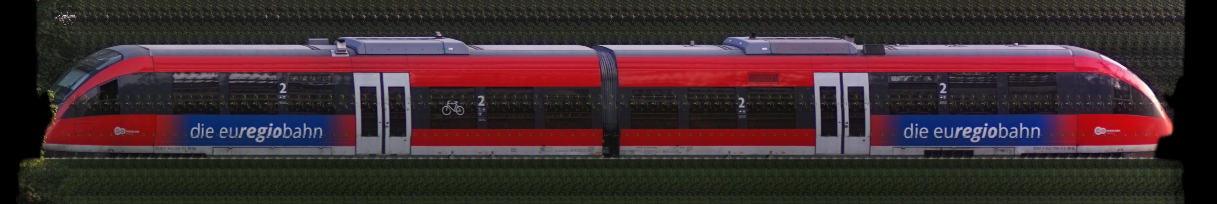 There should be a train photo here :'(