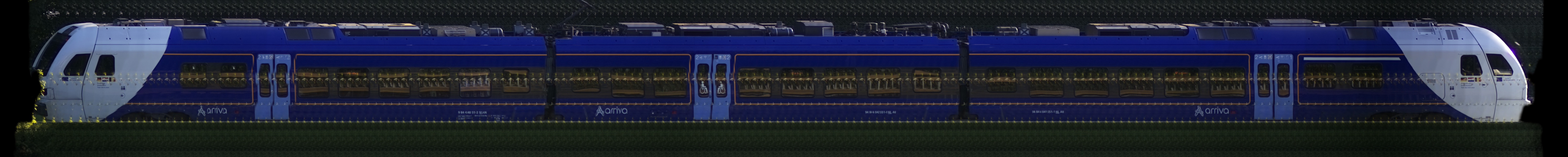 There should be a train photo here :'(