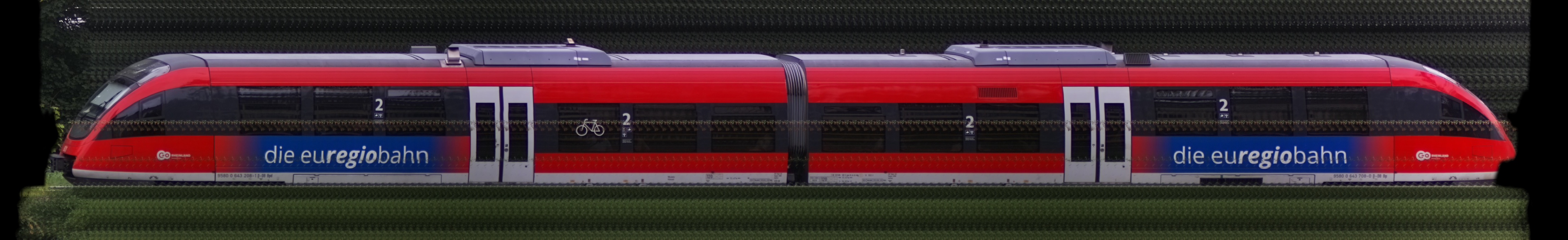 There should be a train photo here :'(