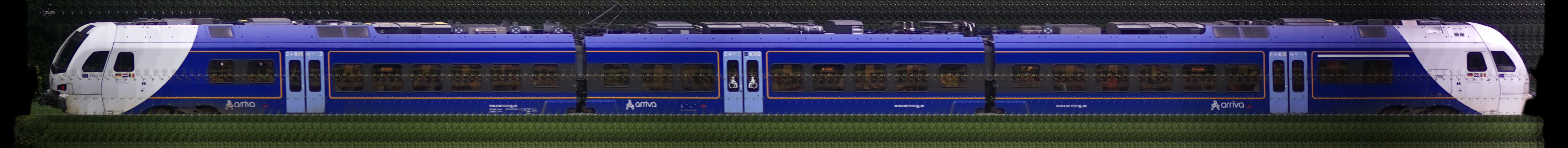There should be a train photo here :'(