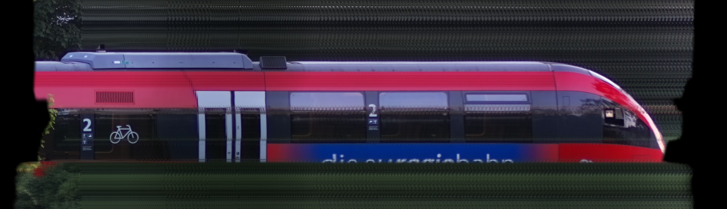 There should be a train photo here :'(
