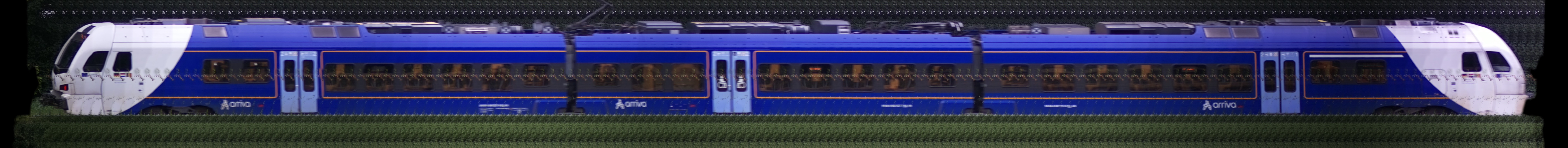 There should be a train photo here :'(