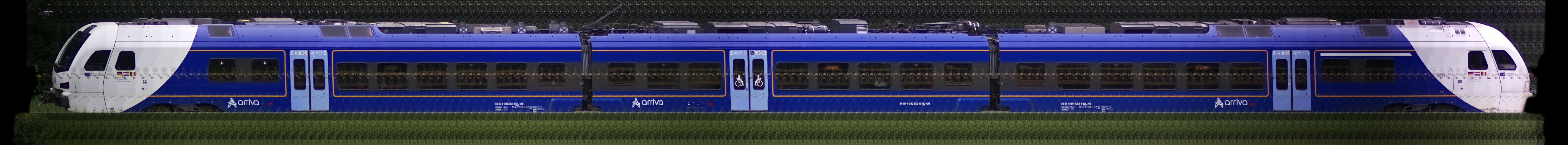 There should be a train photo here :'(