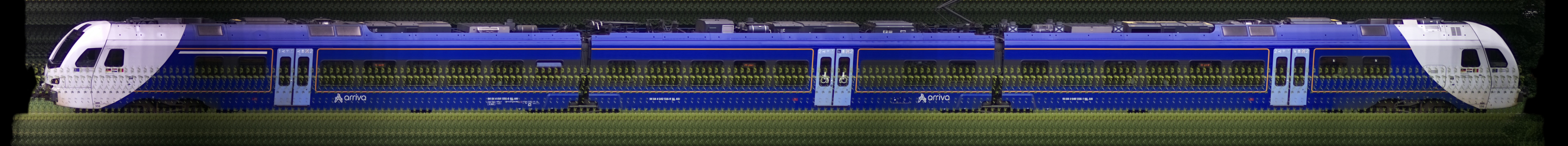 There should be a train photo here :'(
