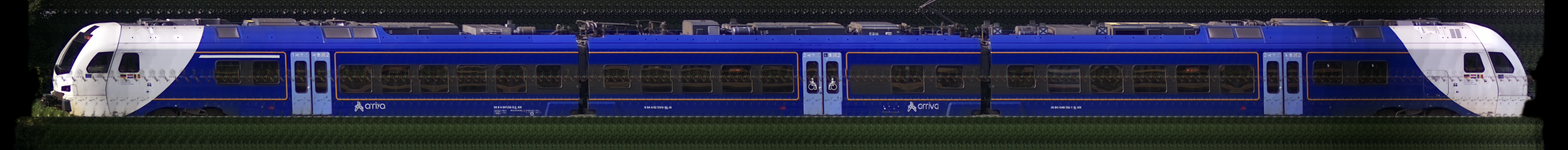 There should be a train photo here :'(