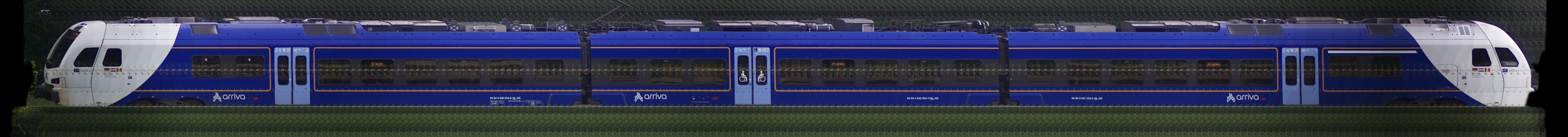 There should be a train photo here :'(