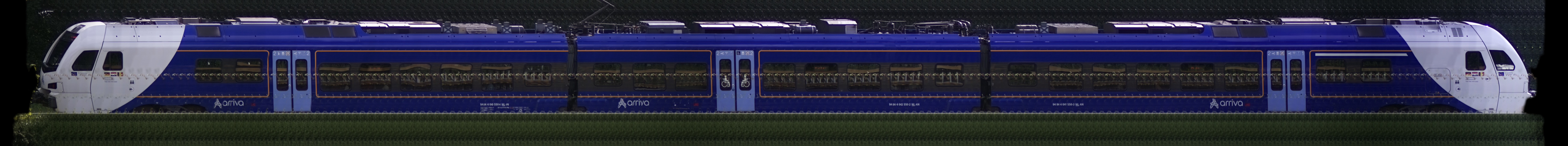 There should be a train photo here :'(
