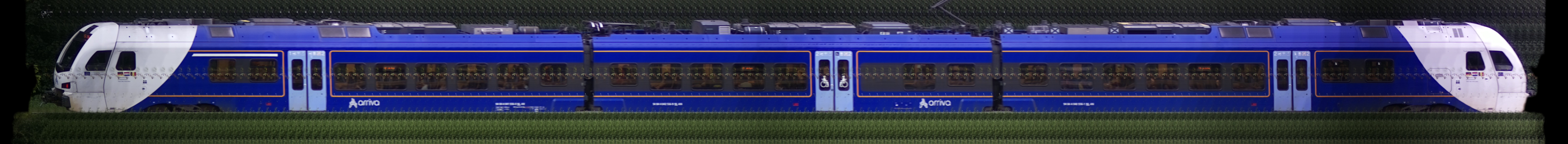 There should be a train photo here :'(