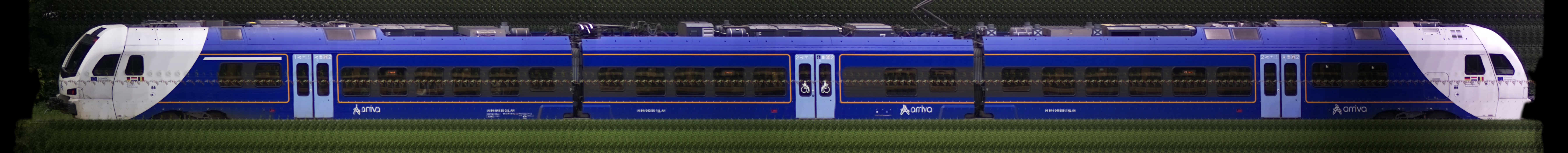 There should be a train photo here :'(