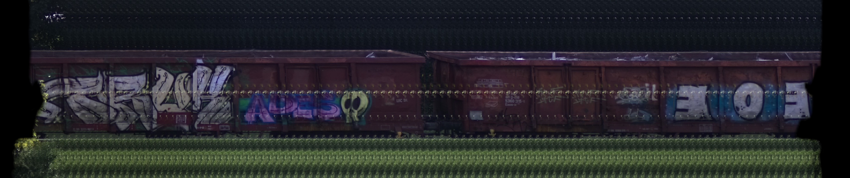 There should be a train photo here :'(