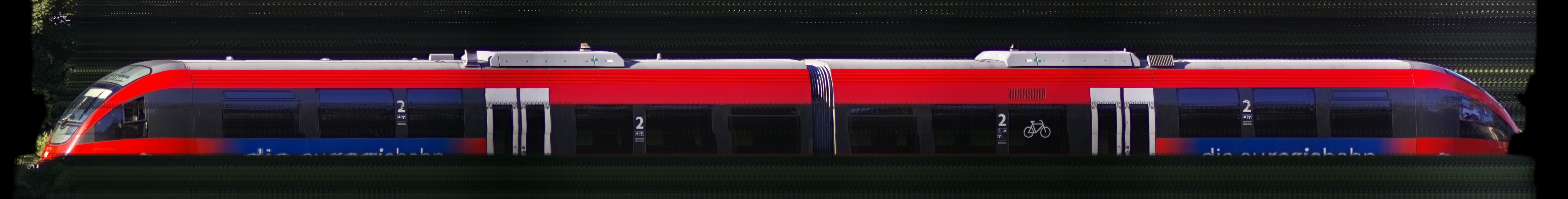 There should be a train photo here :'(