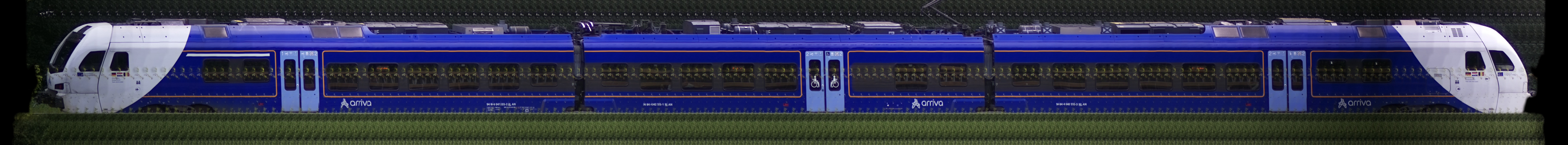 There should be a train photo here :'(