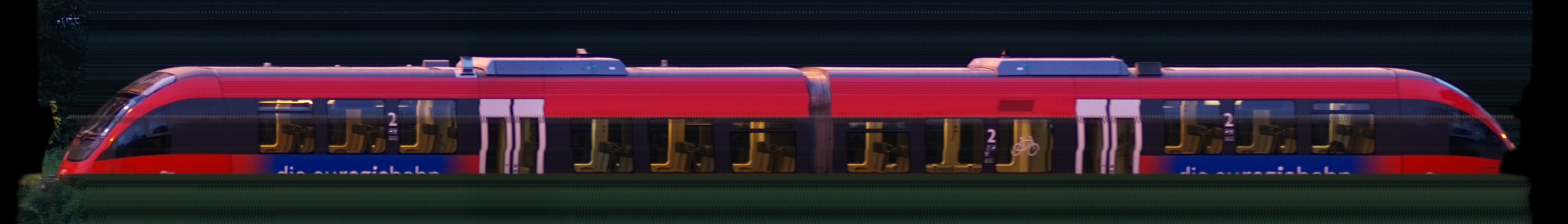 There should be a train photo here :'(
