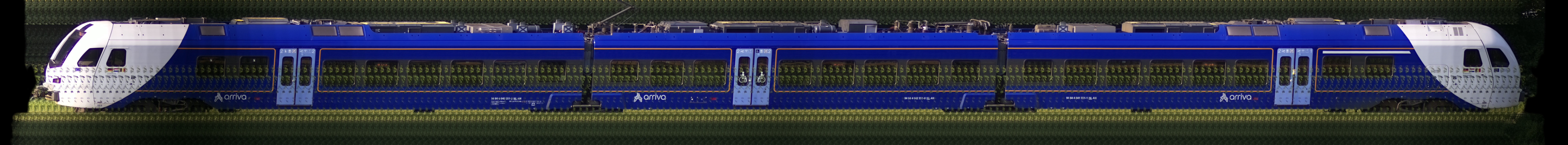 There should be a train photo here :'(