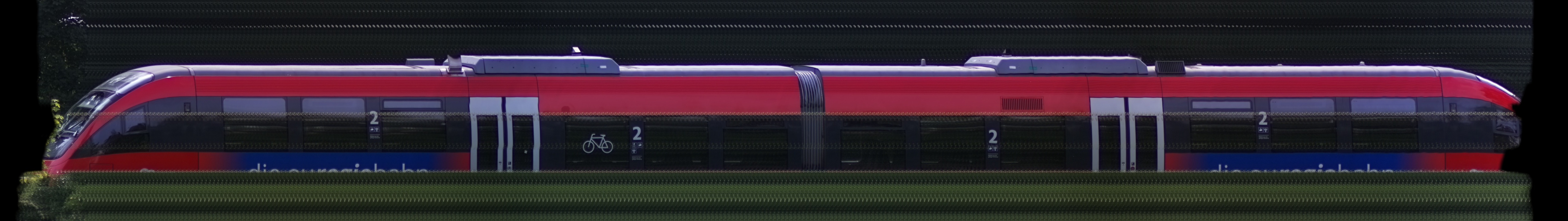 There should be a train photo here :'(