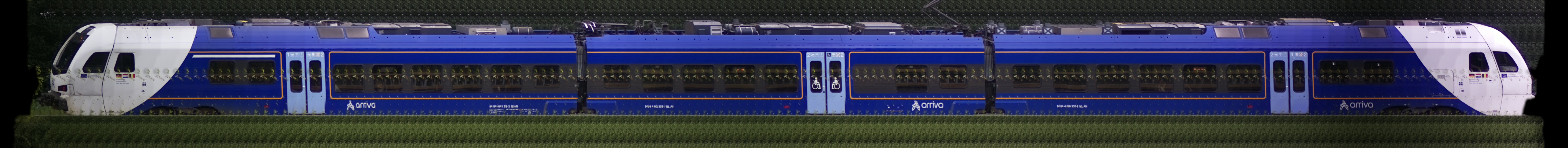 There should be a train photo here :'(