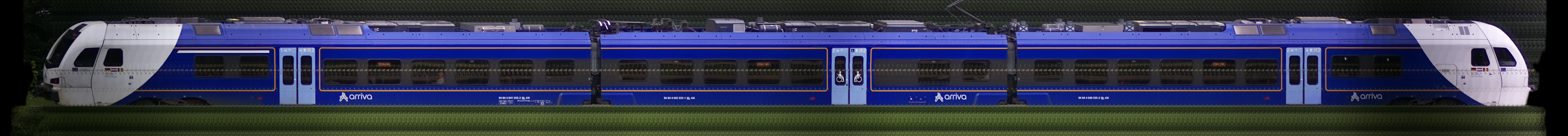There should be a train photo here :'(