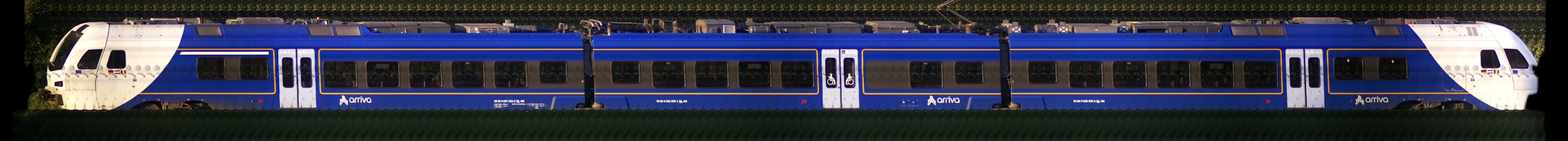 There should be a train photo here :'(