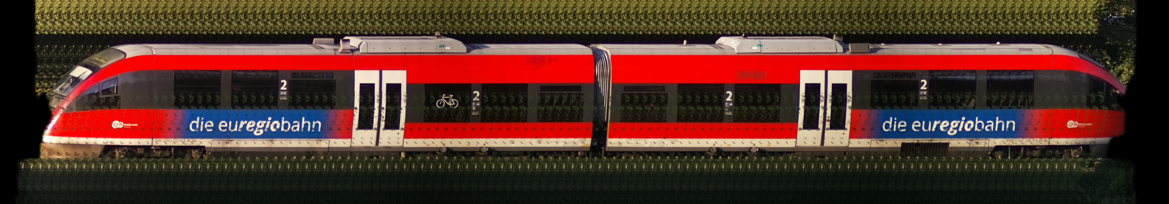 There should be a train photo here :'(