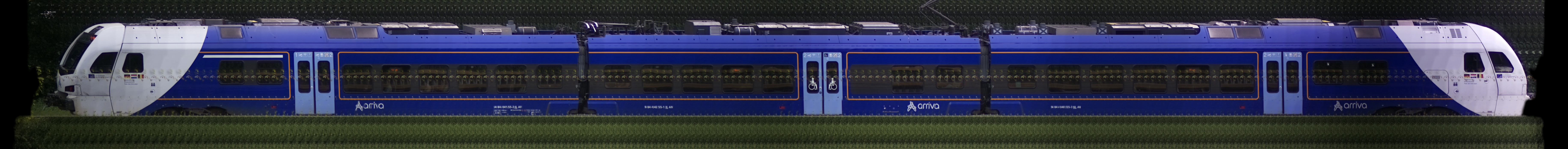 There should be a train photo here :'(