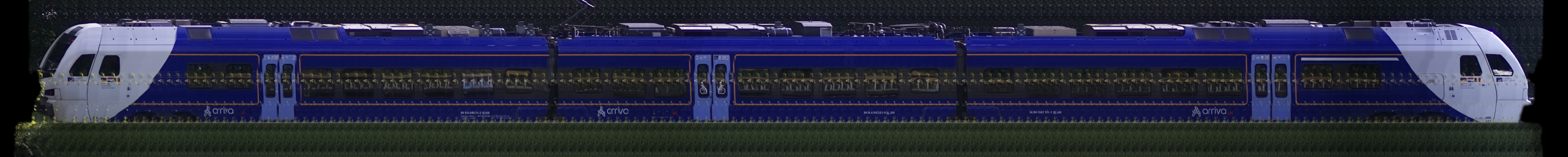There should be a train photo here :'(
