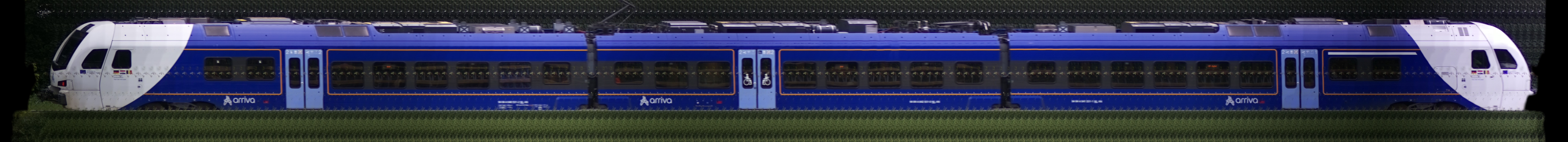 There should be a train photo here :'(