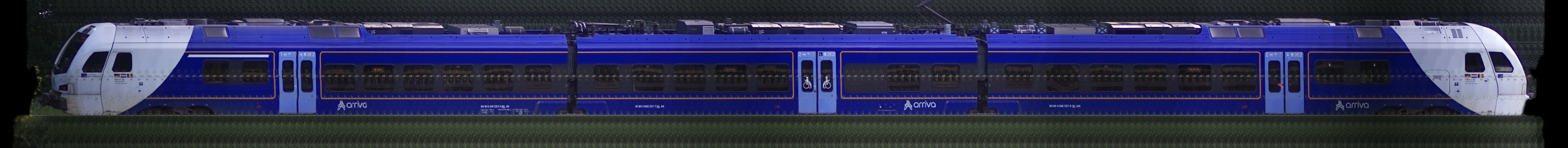 There should be a train photo here :'(