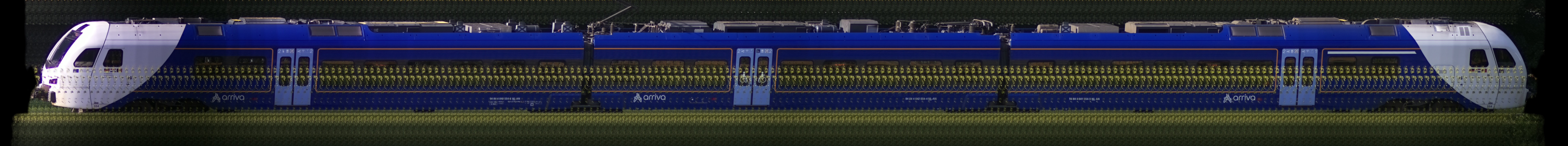 There should be a train photo here :'(