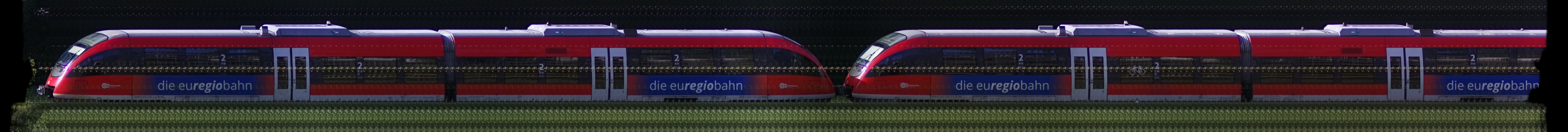 There should be a train photo here :'(